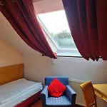 Zur Post Gmbh 3*