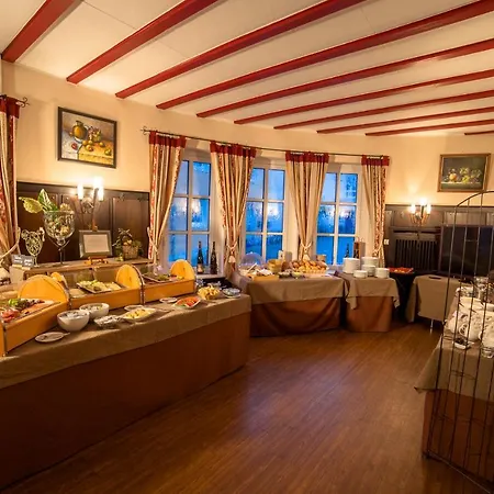Zur Post Hotel 3*