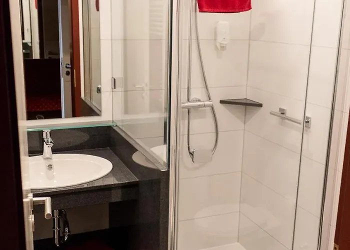 Zur Post Gmbh Otel 3*