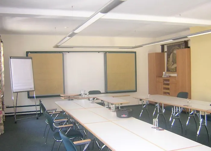 Zur Post Gmbh Otel 3*